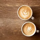 Популярность напитков с молоком и рост потребления кофе вне дома: новая аналитика кофейного рынка от NCA