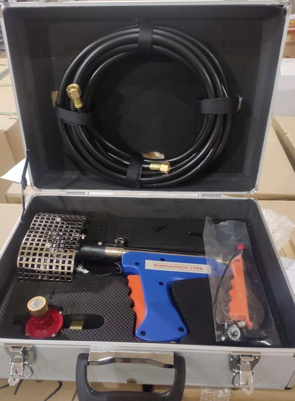  термоусадочное оборудование пленка в Санкт-Петербурге